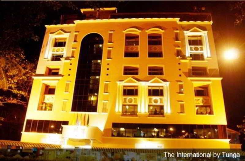 The International By Tunga Hotel Bombay Esterno foto